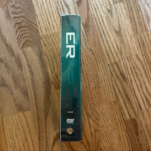 NWT ER TV Series DVD Set (Complete 1st Season) - Picture 3 of 6